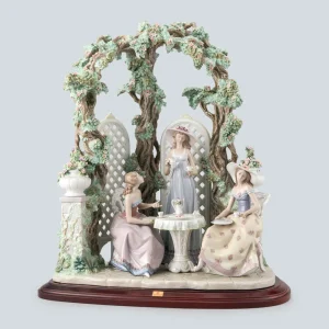 テラスでお茶を